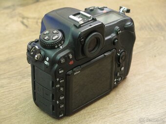 Nikon D500 tělo - 4