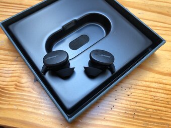 Bose Sport Earbuds – nová, kompletní balení - 4
