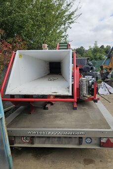 Prodej Štěpkovač URBAN SMH110 37HP - 4