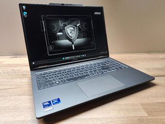 16" 144HZ_MSI VENTURE 16 AI_ULTRA 7 255H_32GB_INTEL ARC 140 - 4