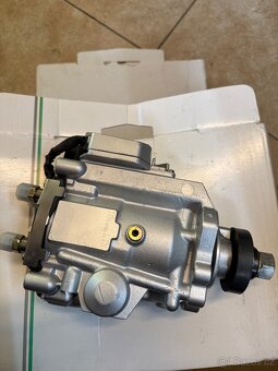 Vstřikovací čerpadlo Opel Astra 0470504015 09196713 - 4