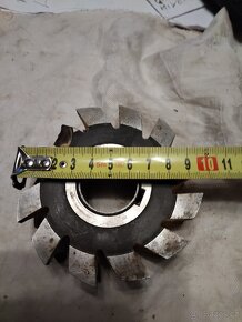 Radiusová frézovací hlava na spodní frézu - 4