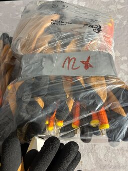 Pracovní rukavice. 162 párů - 4