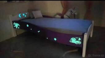 Postel se svítícími jednorožci - 4