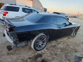 DODGE CHALLENGER SRT 392 6.4 2016 - 4