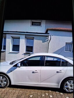 Chevrolet cruze r.v. 2011 - 4
