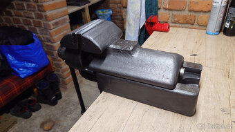 Svěrák - 4