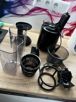 Odšťavňovač Slow Juicer - jako nový - 4