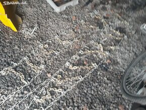 Prodám řetězy k malotraktorům na travní kola dva kusy - 4