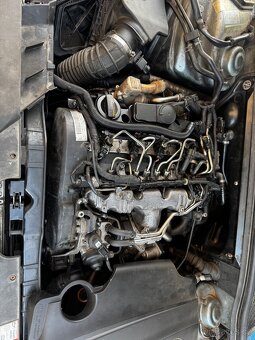 Audi a4 b8 2.0 Tdi 105 kw automat díly - 4