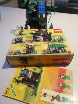 LEGO Castle 6054 Forestmen's Hideout - 4