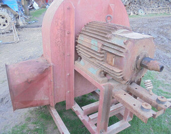 žralok - výfuk - 4