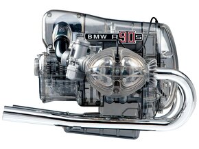 Franzis model BMW R 90 S-Boxer v měřítku 1:2
- 4