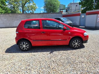 Volkswagen Fox 1.2i 40KW Servisní kniha - 4