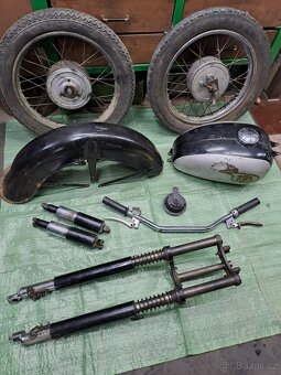 ČZ 125 typ 453 / 175 typ 450 / kývačka, de luxe, (sport) - 4