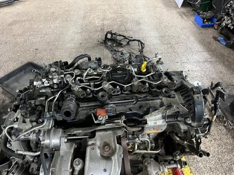Motor Mazda SH01 vadná klikovka a výfu. vačka jinak ok 2014 - 4