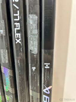 SPÁJANÉ HOKEJKY - PRAVÉ - BAUER BORON 5 PROTOR - TRACER - 4