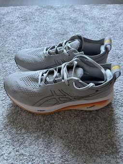 Běžecké boty Asics Gel Nimbus 26 šedé - 4