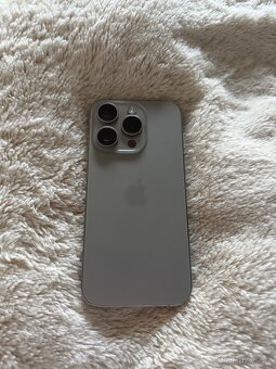 iPhone 15 pro 256gb - 4