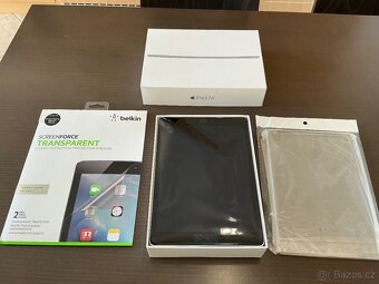 iPad Air 2 WiFi Space Grey - viz. foto - 4