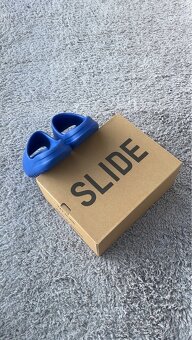 adidas Yeezy Slide Azure - 4