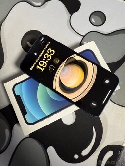 iPhone 12 - 4