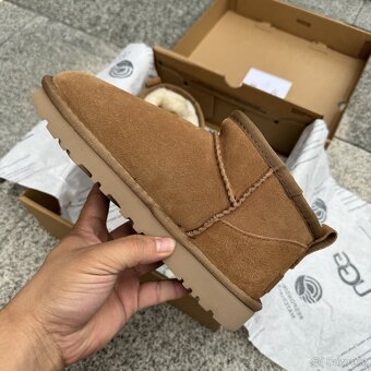 UGG Kozačky Classic Ultra Mini – Karamelové - Nové - 4