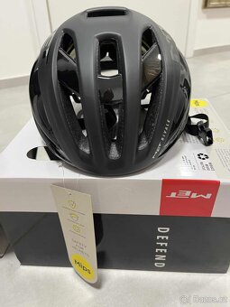 Helma Met RIVALE MIPS S 52/56cm černá matná / lesklá - 4