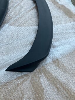 spojlery bmw 7 F01 F02 - 4