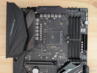 Asus ROG Crosshair VII Hero Wifi X470 - 4