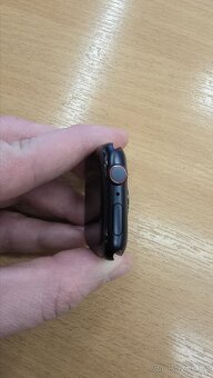 Apple Watch SE 2 44mm Cellular + záruka - 4