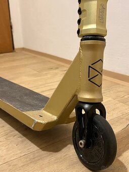 custom freestyle kolobezka - 4
