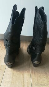 Prodám dámské kozačky. Vel. 40. Pěkné /nové. - 4