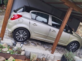 Opel Corsa - 4