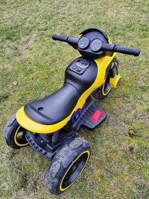 Dětská elektrická motorka tříkolka - 4