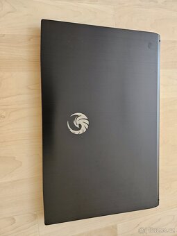 Herní notebook MSI Bravo 17 - 4