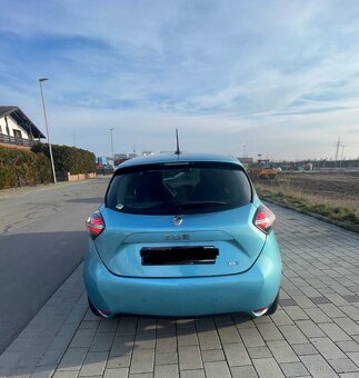 Elektromobil Renault ZOE R135 52 kWh baterie - 4