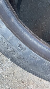 Pneu 275/35 r20 - 4