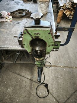 Orbitální pila GF - 4