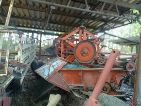 Kombajn Bizon ZO 56 - 4