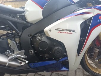 Honda CBR 1000ra Fireblade - 4