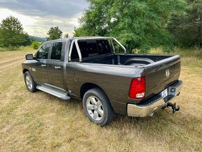 Prodám Dodge RAM 1500 5.7 HEMI QuadCab Big Horn - 4