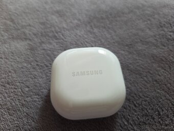 Samsung buds 2 - 4