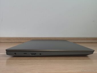Šestijádrový notebook Lenovo IdeaPad 5 15ARE05 - 4