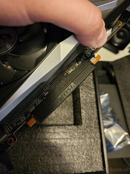 MSI GAMING AMD RADEON RX 6600 XT 8GB - 4