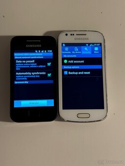 2x Samsung, cena za oba - 4