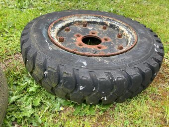 Kola vzv, zemedelska technika - 4