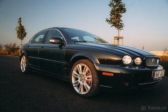 Jaguar X-Type 2.5l V6 4x4 - 4