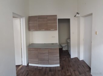 pronájem kanceláře v Pardubicích - 4