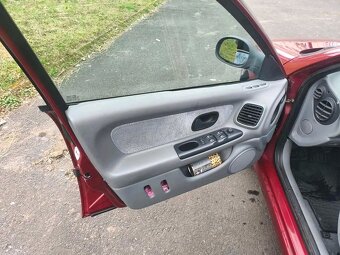 Renault laguna - 4